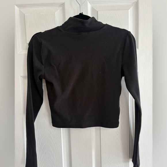 Sunday Best Black Cropped 1/2 Zip - Picture 9 of 9